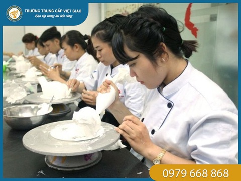 5 khóa ngắn hạn đang hút bạn trẻ học tại Việt Giao - Ảnh 3. 5 khóa ngắn hạn đang hút bạn trẻ học tại Việt Giao - Ảnh 3.