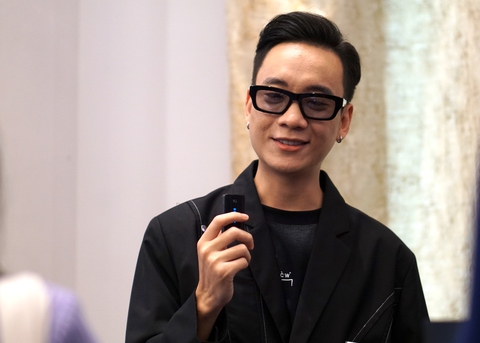 Phải cho thế giới biết nghệ sĩ Việt Nam giỏi như thế nào - Ảnh 3. Phải cho thế giới biết nghệ sĩ Việt Nam giỏi như thế nào - Ảnh 3.
