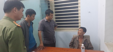 Vụ hỗn chiến 2 người chết: tạm giữ 8 người - Ảnh 1. Vụ hỗn chiến 2 người chết: tạm giữ 8 người - Ảnh 1.