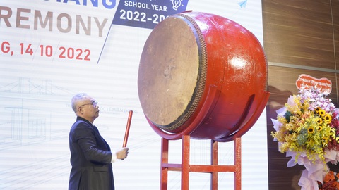 Sinh viên Trường Đại học Quốc tế miền Đông ra trường giỏi tiếng Anh - Ảnh 3. Sinh viên Trường Đại học Quốc tế miền Đông ra trường giỏi tiếng Anh - Ảnh 3.
