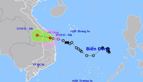 Áp thấp nhiệt đới đổ bộ Quảng Nam - Quảng Ngãi, trong 9 giờ Thừa Thiên Huế mưa 570mm - Ảnh 1. Áp thấp nhiệt đới đổ bộ Quảng Nam - Quảng Ngãi, trong 9 giờ Thừa Thiên Huế mưa 570mm - Ảnh 1.