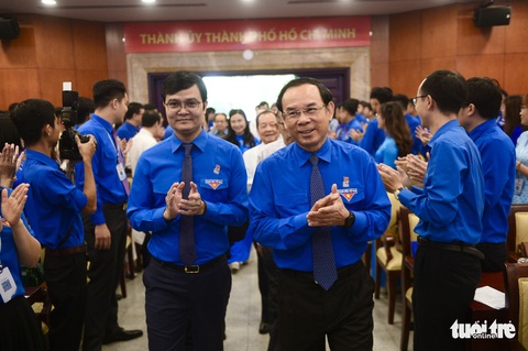 Bí thư Thành ủy Nguyễn Văn Nên: Nhiệm vụ lớn lao của tuổi trẻ là chọn lẽ sống đúng - Ảnh 4. Bí thư Thành ủy Nguyễn Văn Nên: Nhiệm vụ lớn lao của tuổi trẻ là chọn lẽ sống đúng - Ảnh 4.