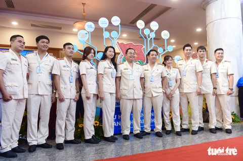 Bạn trẻ TP.HCM trải nghiệm công nghệ thực tế ảo tại Đại hội Đoàn - Ảnh 7. Bạn trẻ TP.HCM trải nghiệm công nghệ thực tế ảo tại Đại hội Đoàn - Ảnh 7.
