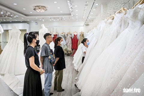 Hệ thống đồ cưới Mai Wedding mở cửa lại, hứa đảm bảo quyền lợi khách hàng - Ảnh 2. Hệ thống đồ cưới Mai Wedding mở cửa lại, hứa đảm bảo quyền lợi khách hàng - Ảnh 2.