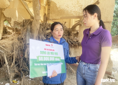 Hoa hậu Ban Mai ‘dựng lại mái nhà’ cho người dân vùng lũ quét - Ảnh 5. Hoa hậu Ban Mai ‘dựng lại mái nhà’ cho người dân vùng lũ quét - Ảnh 5.