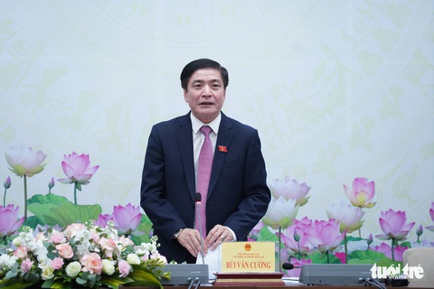 Xem xét miễn nhiệm Bộ trưởng Nguyễn Văn Thể do nguyện vọng cá nhân - Ảnh 1. Xem xét miễn nhiệm Bộ trưởng Nguyễn Văn Thể do nguyện vọng cá nhân - Ảnh 1.
