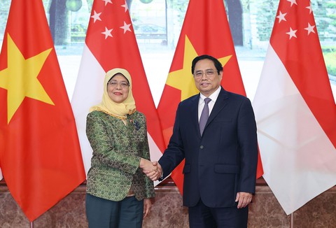 Tổng bí thư, Thủ tướng và Chủ tịch Quốc hội tiếp Tổng thống Singapore - Ảnh 2. Tổng bí thư, Thủ tướng và Chủ tịch Quốc hội tiếp Tổng thống Singapore - Ảnh 2.