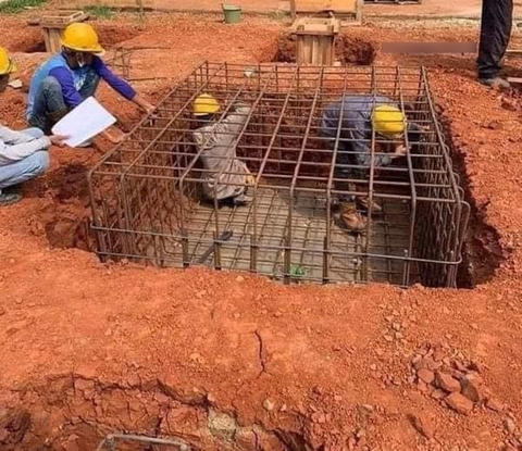 Ảnh vui 18-10: Bé Mỡ cười khinh bỉ hai gã đàn ông - Ảnh 2. Ảnh vui 18-10: Bé Mỡ cười khinh bỉ hai gã đàn ông - Ảnh 2.
