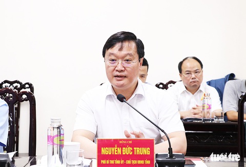 Tháo dỡ hơn 200 ki ốt ở Cửa Lò vì ‘lợi ích chung của tỉnh, địa phương’ - Ảnh 2. Tháo dỡ hơn 200 ki ốt ở Cửa Lò vì ‘lợi ích chung của tỉnh, địa phương’ - Ảnh 2.