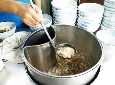 Những tiệm phở lừng danh Ông Tạ: Phú Vinh, Phú Vương, 79… - Ảnh 4. Những tiệm phở lừng danh Ông Tạ: Phú Vinh, Phú Vương, 79… - Ảnh 4.