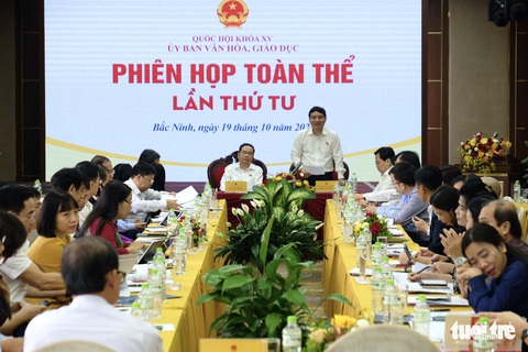 Muốn nâng cao chất lượng giáo dục nhưng thiếu nhiều thứ - Ảnh 1. Muốn nâng cao chất lượng giáo dục nhưng thiếu nhiều thứ - Ảnh 1.