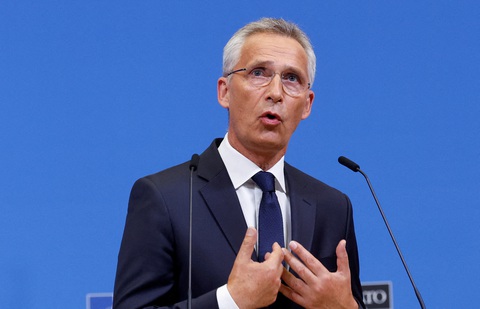 NATO hoan nghênh lực lượng Ukraine tiến vào thành phố Lyman - Ảnh 1. NATO hoan nghênh lực lượng Ukraine tiến vào thành phố Lyman - Ảnh 1.