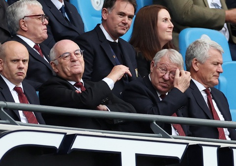 Haaland giúp Manchester City nhấn chìm Manchester United - Ảnh 3. Haaland giúp Manchester City nhấn chìm Manchester United - Ảnh 3.