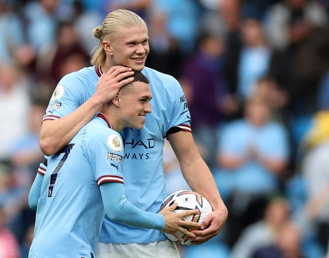 Haaland giúp Manchester City nhấn chìm Manchester United - Ảnh 2. Haaland giúp Manchester City nhấn chìm Manchester United - Ảnh 2.