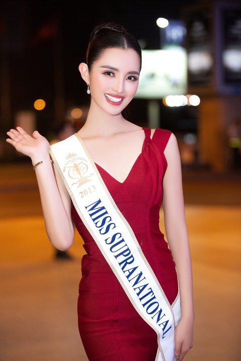 Hoa hậu Mutya Johanna Datul khoe vẻ đẹp rạng rỡ tựa nữ thần - Ảnh 5. Hoa hậu Mutya Johanna Datul khoe vẻ đẹp rạng rỡ tựa nữ thần - Ảnh 5.