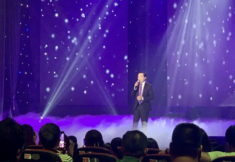 Tuấn Vũ, Mạnh Quỳnh, Kim Tử Long, Thanh Hằng... truyền thêm lửa nghề cho Lưu Trúc Ly - Ảnh 3. Tuấn Vũ, Mạnh Quỳnh, Kim Tử Long, Thanh Hằng... truyền thêm lửa nghề cho Lưu Trúc Ly - Ảnh 3.