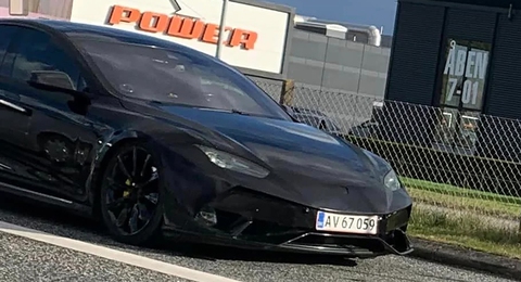 Tesla Model S độ đầu theo phong cách siêu xe Lamborghini - Ảnh 2. Tesla Model S độ đầu theo phong cách siêu xe Lamborghini - Ảnh 2.