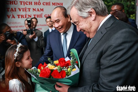 Tổng thư ký Liên Hiệp Quốc Antonio Guterres thăm nhà sàn Bác Hồ - Ảnh 5. Tổng thư ký Liên Hiệp Quốc Antonio Guterres thăm nhà sàn Bác Hồ - Ảnh 5.