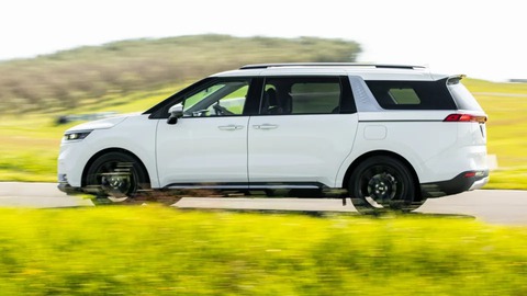 Kia Carnival sắp có bản hybrid, ra mắt năm sau - Nối dài tham vọng bất bại doanh số - Ảnh 2. Kia Carnival sắp có bản hybrid, ra mắt năm sau - Nối dài tham vọng bất bại doanh số - Ảnh 2.