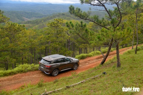 Đánh giá Ford Territory trước khi xuống tiền: Xe gầm cao cho người thích lái điềm đạm - Ảnh 5. Đánh giá Ford Territory trước khi xuống tiền: Xe gầm cao cho người thích lái điềm đạm - Ảnh 5.
