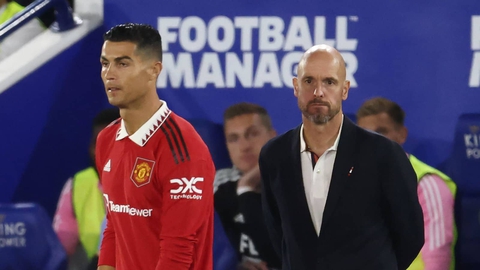 Man Utd cứng rắn trừng phạt Ronaldo vì tội tự ý bỏ về - Ảnh 2. Man Utd cứng rắn trừng phạt Ronaldo vì tội tự ý bỏ về - Ảnh 2.
