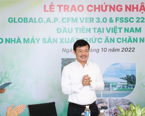 Trao chứng nhận quốc tế tại Việt Nam cho BaF - Ảnh 2. Trao chứng nhận quốc tế tại Việt Nam cho BaF - Ảnh 2.