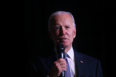 Ông Biden quyết bảo vệ quyền phá thai của phụ nữ - Ảnh 1. Ông Biden quyết bảo vệ quyền phá thai của phụ nữ - Ảnh 1.