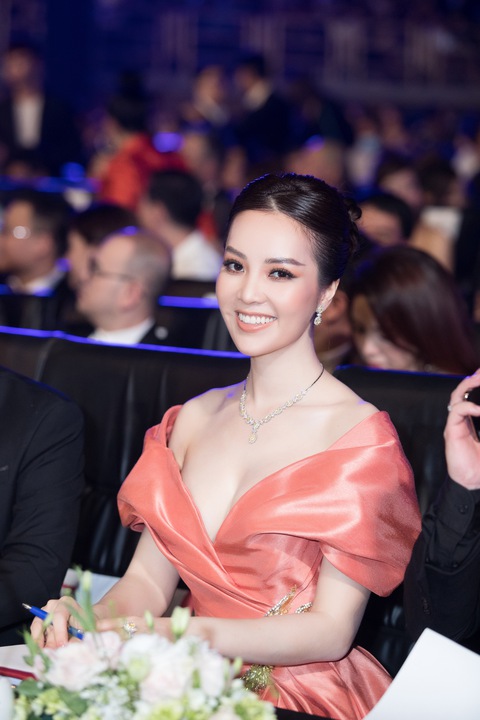 Diễn viên hài Xuân Bắc làm giám khảo Hoa hậu Việt Nam 2022 - Ảnh 3. Diễn viên hài Xuân Bắc làm giám khảo Hoa hậu Việt Nam 2022 - Ảnh 3.