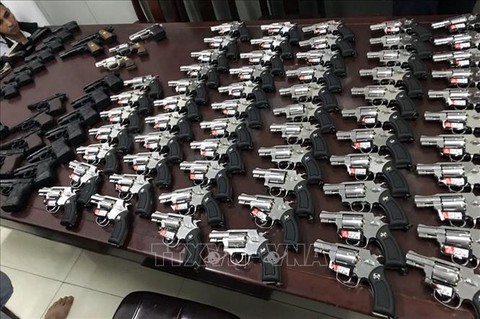 Bắt thêm 4 người liên quan vụ mua bán trái phép vũ khí quân dụng khủng ở Kiên Giang - Ảnh 5. Bắt thêm 4 người liên quan vụ mua bán trái phép vũ khí quân dụng khủng ở Kiên Giang - Ảnh 5.