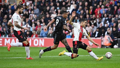 Arsenal bị Southampton cầm chân - Ảnh 1. Arsenal bị Southampton cầm chân - Ảnh 1.