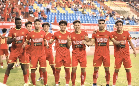 CLB Công An Nhân Dân thăng hạng lên V-League 2023 sau nhiều năm chờ đợi - Ảnh 1. CLB Công An Nhân Dân thăng hạng lên V-League 2023 sau nhiều năm chờ đợi - Ảnh 1.