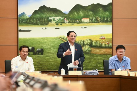 Đại biểu lo lợi dụng tiền ảo để rửa tiền, Thủ tướng cũng rất sốt ruột - Ảnh 1. Đại biểu lo lợi dụng tiền ảo để rửa tiền, Thủ tướng cũng rất sốt ruột - Ảnh 1.