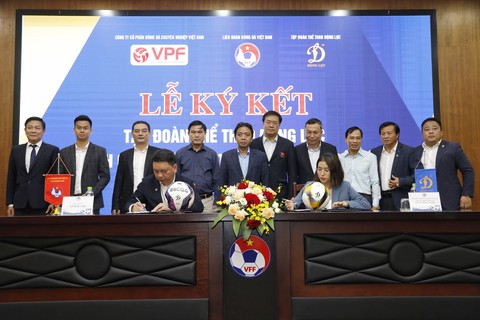 Bóng đá Việt Nam nhận tài trợ 90 tỉ đồng từ Tập đoàn thể thao Động Lực - Ảnh 1. Bóng đá Việt Nam nhận tài trợ 90 tỉ đồng từ Tập đoàn thể thao Động Lực - Ảnh 1.