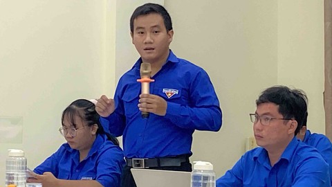 Bàn chuyện chuẩn cán bộ Đoàn - Ảnh 1. Bàn chuyện chuẩn cán bộ Đoàn - Ảnh 1.