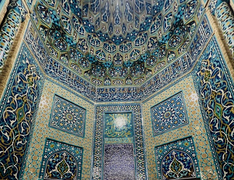 Choáng ngợp với những mái vòm cổ tích ở Iran - xứ sở Ba Tư diệu kỳ - Ảnh 10. Choáng ngợp với những mái vòm cổ tích ở Iran - xứ sở Ba Tư diệu kỳ - Ảnh 10.