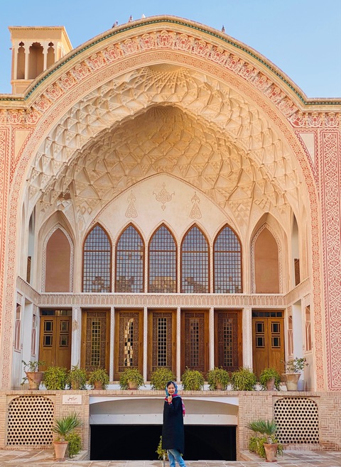 Choáng ngợp với những mái vòm cổ tích ở Iran - xứ sở Ba Tư diệu kỳ - Ảnh 14. Choáng ngợp với những mái vòm cổ tích ở Iran - xứ sở Ba Tư diệu kỳ - Ảnh 14.