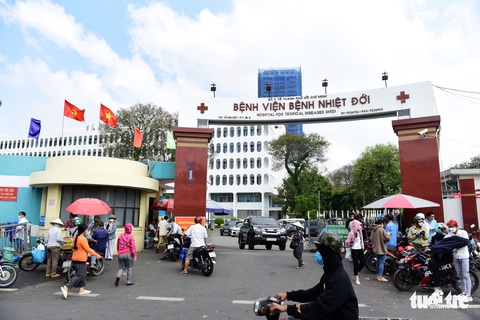Phản hồi 25-10: Hiến kế để sách giáo khoa tốt hơn; Tuyệt vời giáo sư quần đùi... - Ảnh 4. Phản hồi 25-10: Hiến kế để sách giáo khoa tốt hơn; Tuyệt vời giáo sư quần đùi... - Ảnh 4.