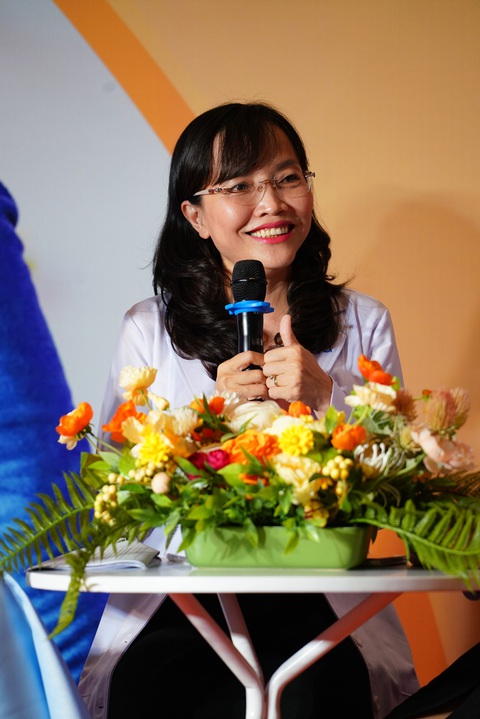 Chương trình tư vấn ‘Hành trình xương khỏe mỗi ngày’ - Ảnh 2. Chương trình tư vấn ‘Hành trình xương khỏe mỗi ngày’ - Ảnh 2.