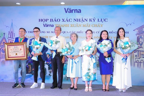 Người trung niên, cao tuổi đi phượt: ‘Chuyến đi của thanh xuân’ - Ảnh 4. Người trung niên, cao tuổi đi phượt: ‘Chuyến đi của thanh xuân’ - Ảnh 4.
