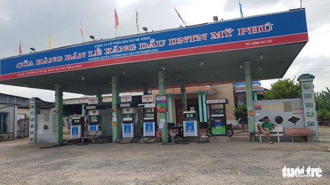 Miền Tây nhiều cây xăng vẫn mở cửa nhưng vô thì nhân viên nói… hết xăng - Ảnh 1. Miền Tây nhiều cây xăng vẫn mở cửa nhưng vô thì nhân viên nói… hết xăng - Ảnh 1.