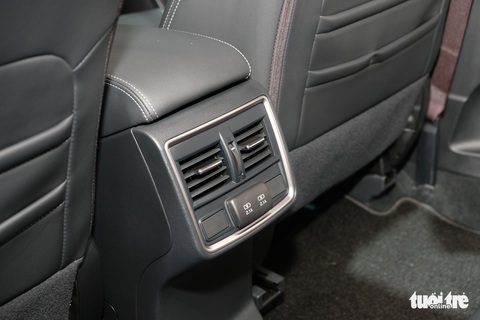 Subaru Forester 2023 giá từ 969 triệu đồng tại Việt Nam: Thiết kế mới, thêm công nghệ an toàn - Ảnh 13. Subaru Forester 2023 giá từ 969 triệu đồng tại Việt Nam: Thiết kế mới, thêm công nghệ an toàn - Ảnh 13.