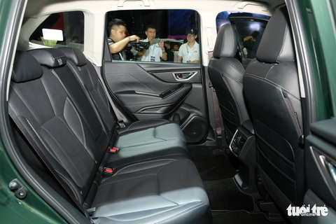 Subaru Forester 2023 giá từ 969 triệu đồng tại Việt Nam: Thiết kế mới, thêm công nghệ an toàn - Ảnh 12. Subaru Forester 2023 giá từ 969 triệu đồng tại Việt Nam: Thiết kế mới, thêm công nghệ an toàn - Ảnh 12.