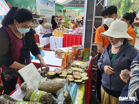 Tin sáng 26-10: Show ô tô khai mạc; Nhiễm độc chì tại Việt Nam đáng báo động - Ảnh 4. Tin sáng 26-10: Show ô tô khai mạc; Nhiễm độc chì tại Việt Nam đáng báo động - Ảnh 4.