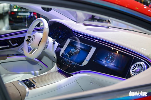Ô tô điện Mercedes-Benz EQS 580 chào khách Việt với giá gần 6 tỉ đồng - Ảnh 8. Ô tô điện Mercedes-Benz EQS 580 chào khách Việt với giá gần 6 tỉ đồng - Ảnh 8.