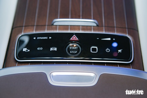 Ô tô điện Mercedes-Benz EQS 580 chào khách Việt với giá gần 6 tỉ đồng - Ảnh 13. Ô tô điện Mercedes-Benz EQS 580 chào khách Việt với giá gần 6 tỉ đồng - Ảnh 13.