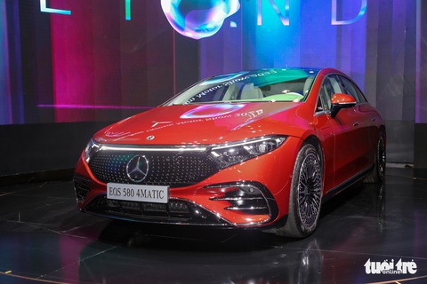 Ô tô điện Mercedes-Benz EQS 580 chào khách Việt với giá gần 6 tỉ đồng - Ảnh 2. Ô tô điện Mercedes-Benz EQS 580 chào khách Việt với giá gần 6 tỉ đồng - Ảnh 2.