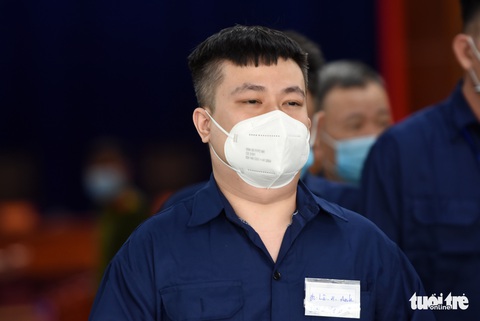 Ông ‘trùm’ buôn lậu trong đại án xăng dầu kéo con trai vào vòng lao lý ra sao? - Ảnh 2. Ông ‘trùm’ buôn lậu trong đại án xăng dầu kéo con trai vào vòng lao lý ra sao? - Ảnh 2.