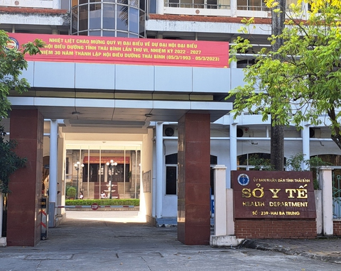 Phê bình giám đốc Sở Y tế được giao việc gần 4 tháng vẫn chưa làm- Ảnh 1. Chủ tịch UBND tỉnh Thái Bình Nguyễn Khắc Thận phê bình giám đốc Sở Y tế tỉnh này vì chậm trễ trong việc triển khai nhiệm vụ được giao - Ảnh: KHÁNH LINH