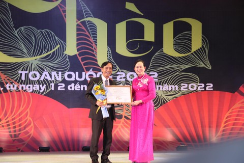 Liên hoan Chèo toàn quốc 2022 ‘thành công’ nhưng không ít diễn viên hát chênh, phô và... ngọng - Ảnh 1. Liên hoan Chèo toàn quốc 2022 ‘thành công’ nhưng không ít diễn viên hát chênh, phô và... ngọng - Ảnh 1.
