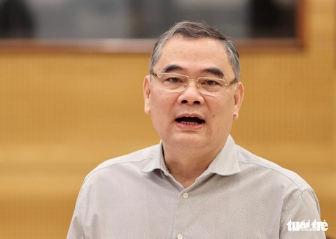 Trung tướng Tô Ân Xô: Ông Phạm Nhật Vượng không trong danh sách cấm xuất cảnh. Chắc chắn như vậy - Ảnh 1. Trung tướng Tô Ân Xô: Ông Phạm Nhật Vượng không trong danh sách cấm xuất cảnh. Chắc chắn như vậy - Ảnh 1.